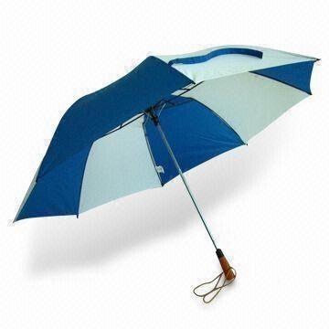 Golf Umbrella, Made of 190T Polyester Fabric with Black Metal Shaft