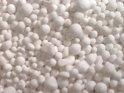 High quality calcium chloride CaCl2 flakes powder pellets