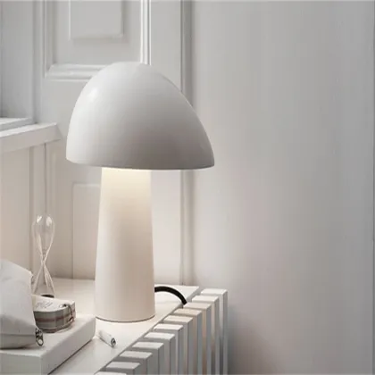 Nordic Fritz Hansen High-End Nighthawk Study Bedroom Bedside Lamp