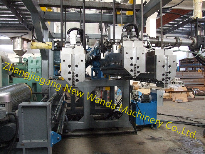 Machines for Producing Honeycomb Board