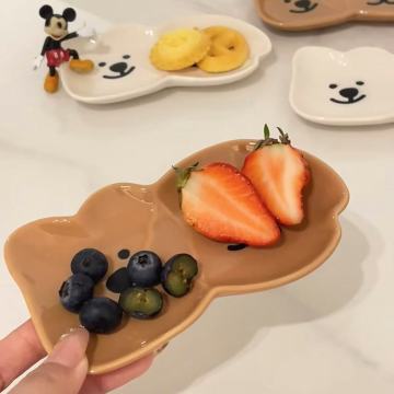 Stylish Anime-Themed Dinnerware Collection