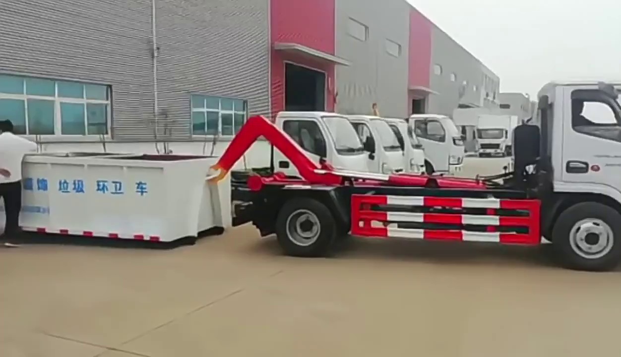 Robust Waste Transfer Truck with Integrated Compaction Unit