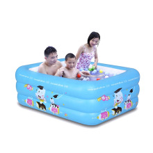 Pequena piscina infantil de 150 cm de PVC