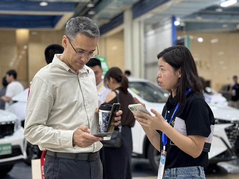 Chongqing Jinyu Import & Export Co., Ltd. and CBT, the used car export platform, participated in the Auto Export Industry Belt Expo