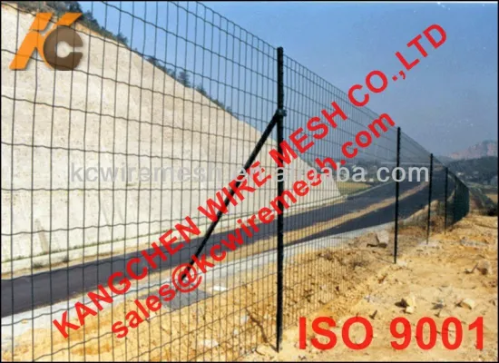 Hot!!!!!!!! KANGCHEN vinyl coated Holland Mesh fences/euro fence factory