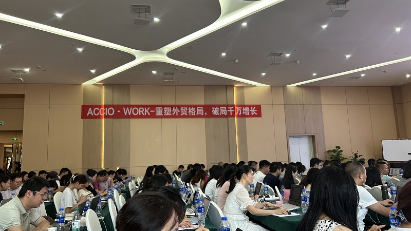 Deepening Business Loop and Forging a Marketing Powerhouse: Ziptek Conducts Intensive Training for All Employees on Foreign Trade Inquiry and Order Locking