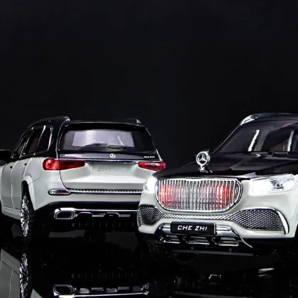 1:24 Scale Benz Maybach GLS600 Alloy Diecast Car Model with Sound and Light Features