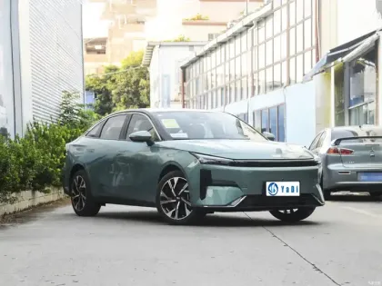 2025 Geely Yinhe Galaxy L6 Hybrid Super Car Specifications