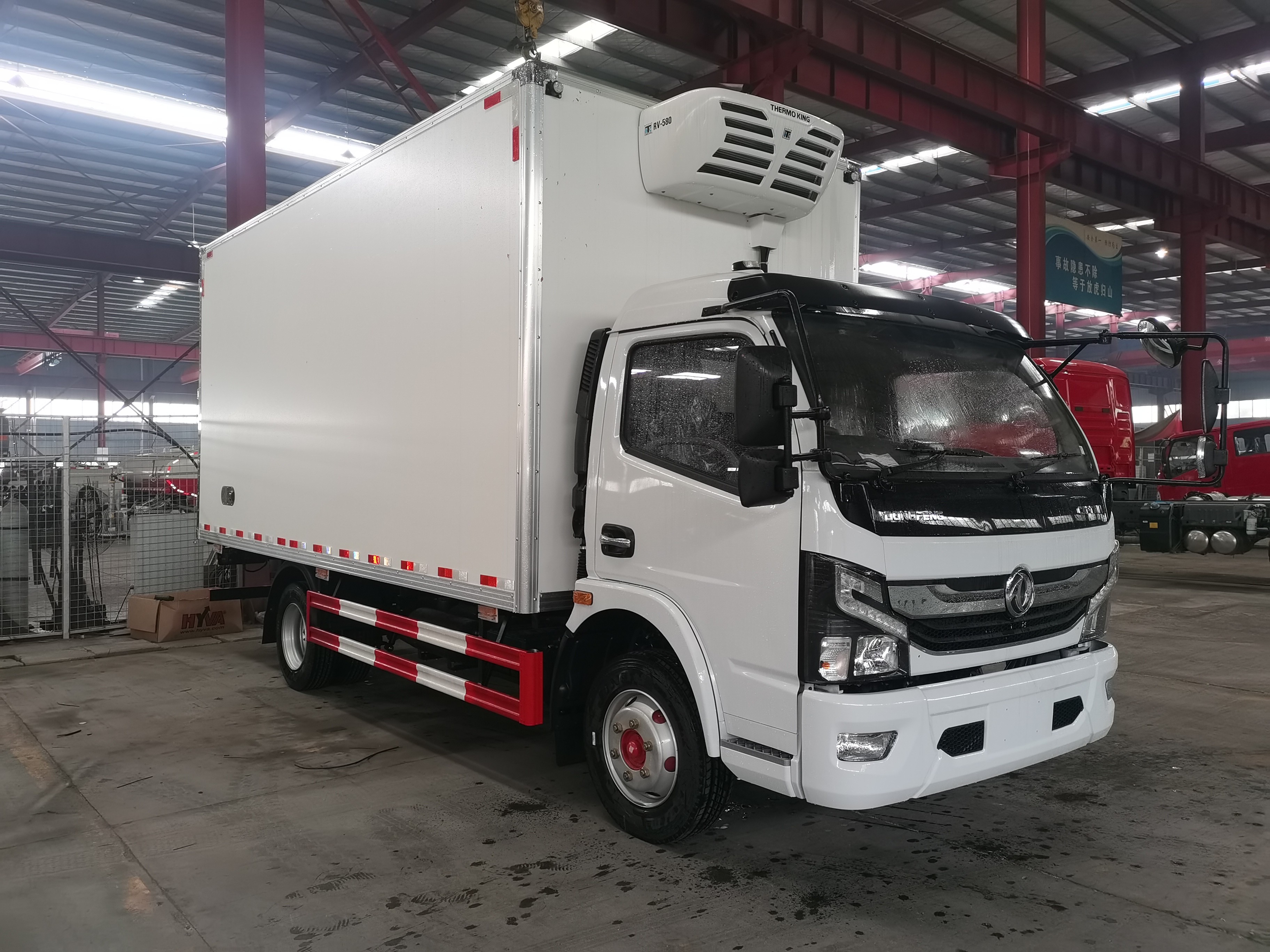 5 Ton Fish Meat Fresh Vegetable Refrigerator Truck