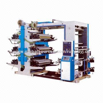 Flexographic printing machine, flexible starting and accurate color register