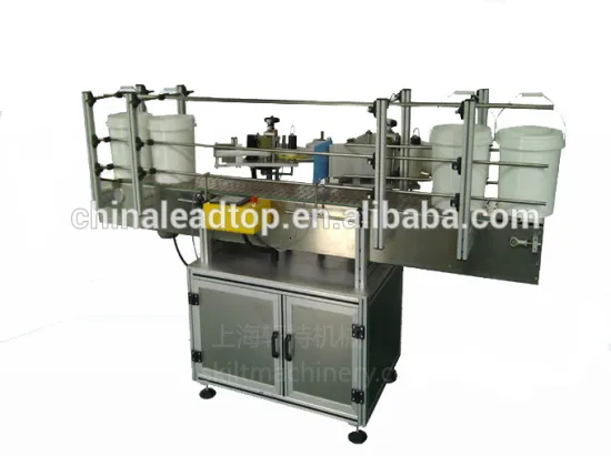 Automatic positioning round glass bottle label and water bottle labeling machine