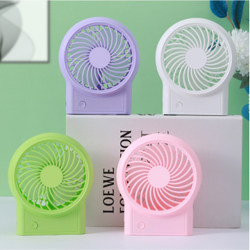 Ventilador recarregável de mesa