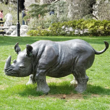 Outdoor Garden Decorative Bronze Rhinoceros Sculpture