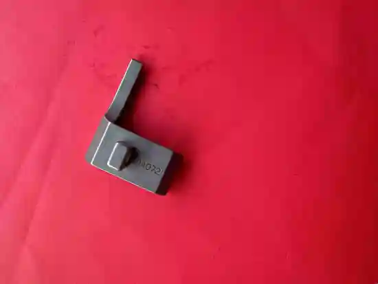 Feed Dog rear NEWLONG Parets 104072