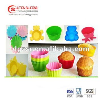 Heart shape silicone baking ware