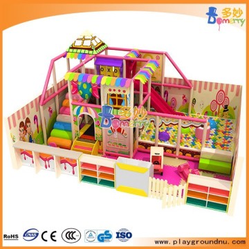 Children indoor maze