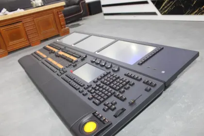 MA2 Lighting Command Wing DMX Console