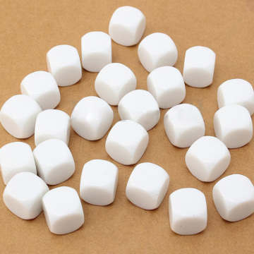 100 Pcs/lot Filleted Corner Blank Dice DIY Puzzle Game 6 Sided White Dice Funny Game Accessory 10mm