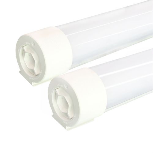 Fixation de l'éclairage de tube LED pour la ferme de volaille
