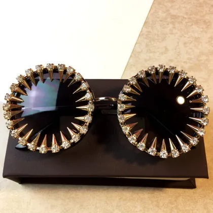 2022 Women's Luxury Crystal Brand Vintage Round Diamond Sunglasses