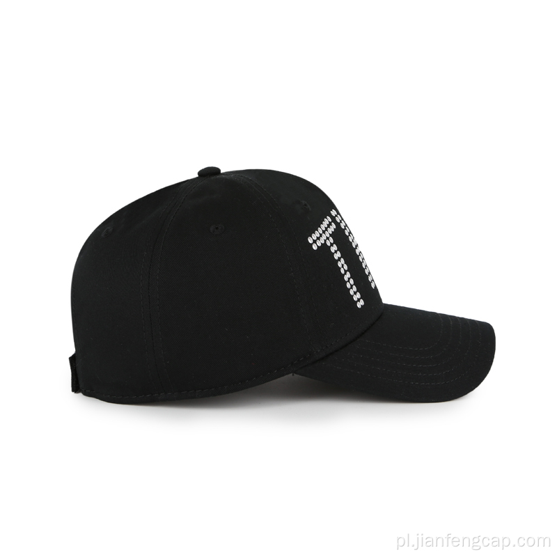 Spersonalizowana czapka baseballowa unisex z metalowymi zdobieniami