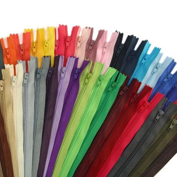 Hot sale 14inch chromatic long zippers for clothing