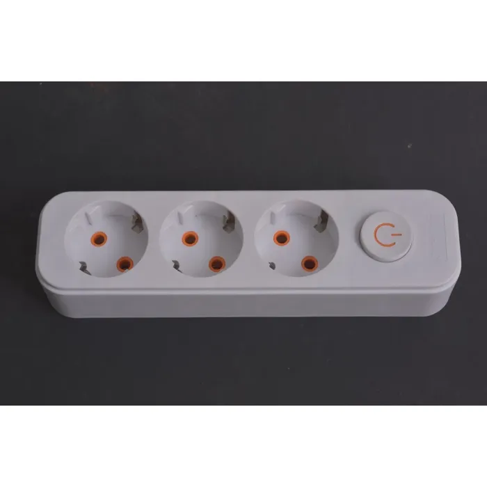 Soket Ekstensi 3-Gang baru dengan 2USB E7003ES-USB