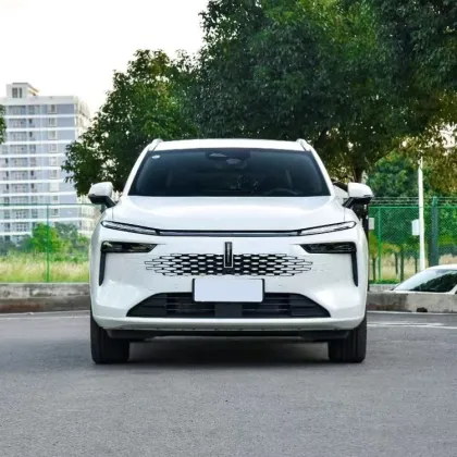 WEY Mocha DHT PHEV: 5 Seat Hybrid SUV