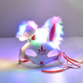 Máscara de raposa de coelho de penas iluminadas
