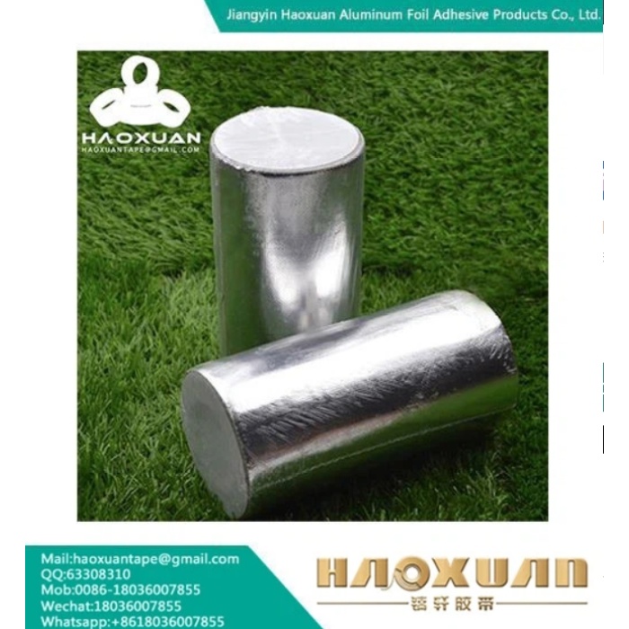 شريط مشترك العشب الاصطناعي لذاته