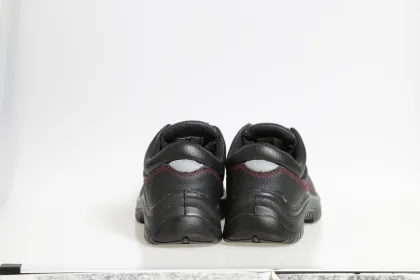 Professional Head Layer Cowhide Wide Toe Protection Safety Shoes for Outdoor Work