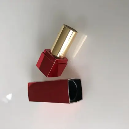 Magnet Function Lipstick Tube