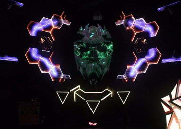 Slim Full Color Customizable Irregular Shape LED Display