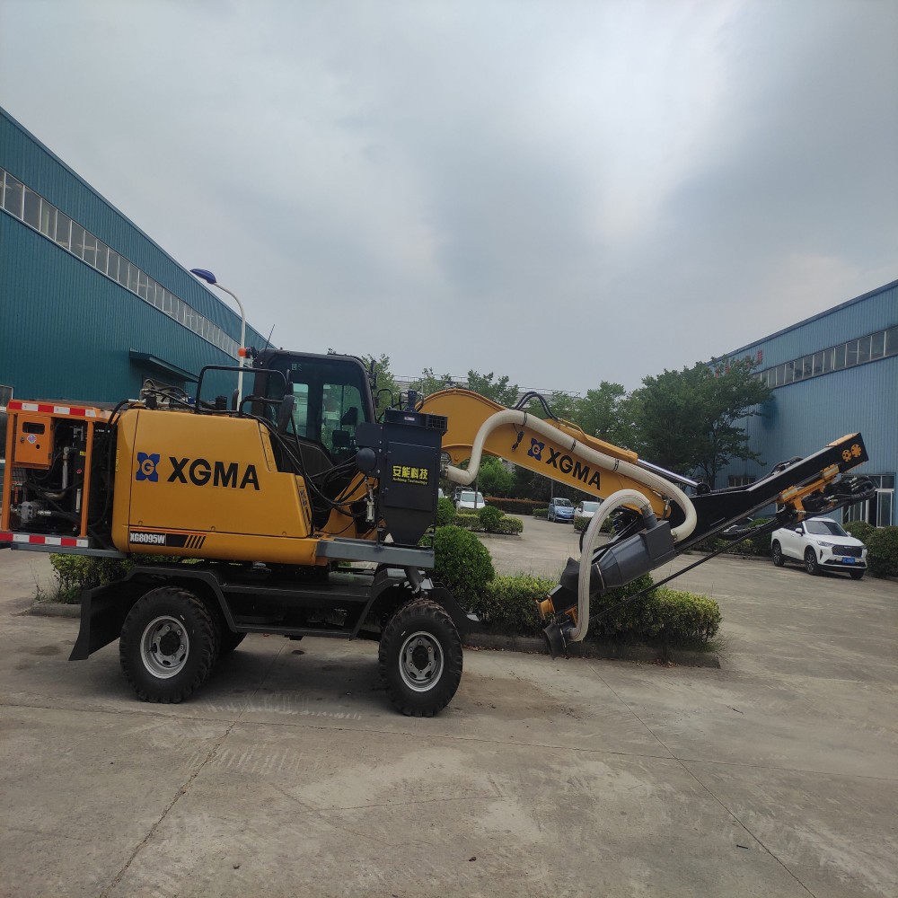 WGQX Digging and Cutting Drilling Rig9