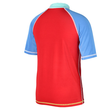 RashGuard Blue Boy, un pezzo a manica corta in pelle