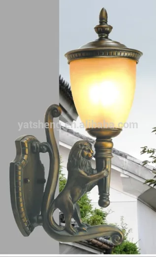 Zhongshan European type Outdoor Gate Waterproof Aluminum Garden Wall Lamp