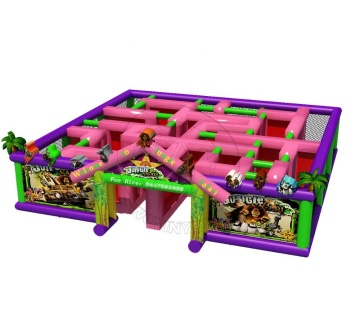 Maze gonflable le mieux vendu: obstacle hanté fou pour les jeux pour adultes commerciaux