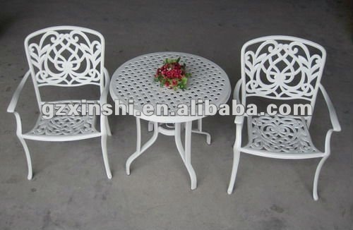 cast aluminum garden furniture