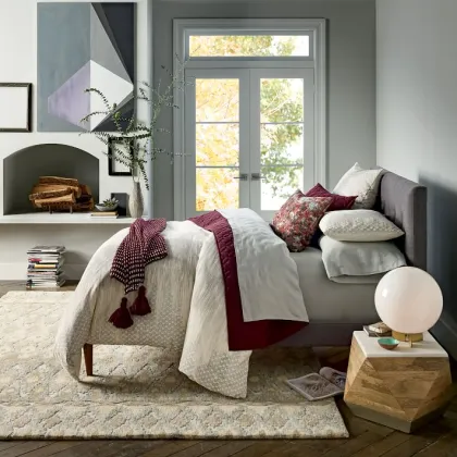 Nordic Simple Wooden Soft Comfortable Bed