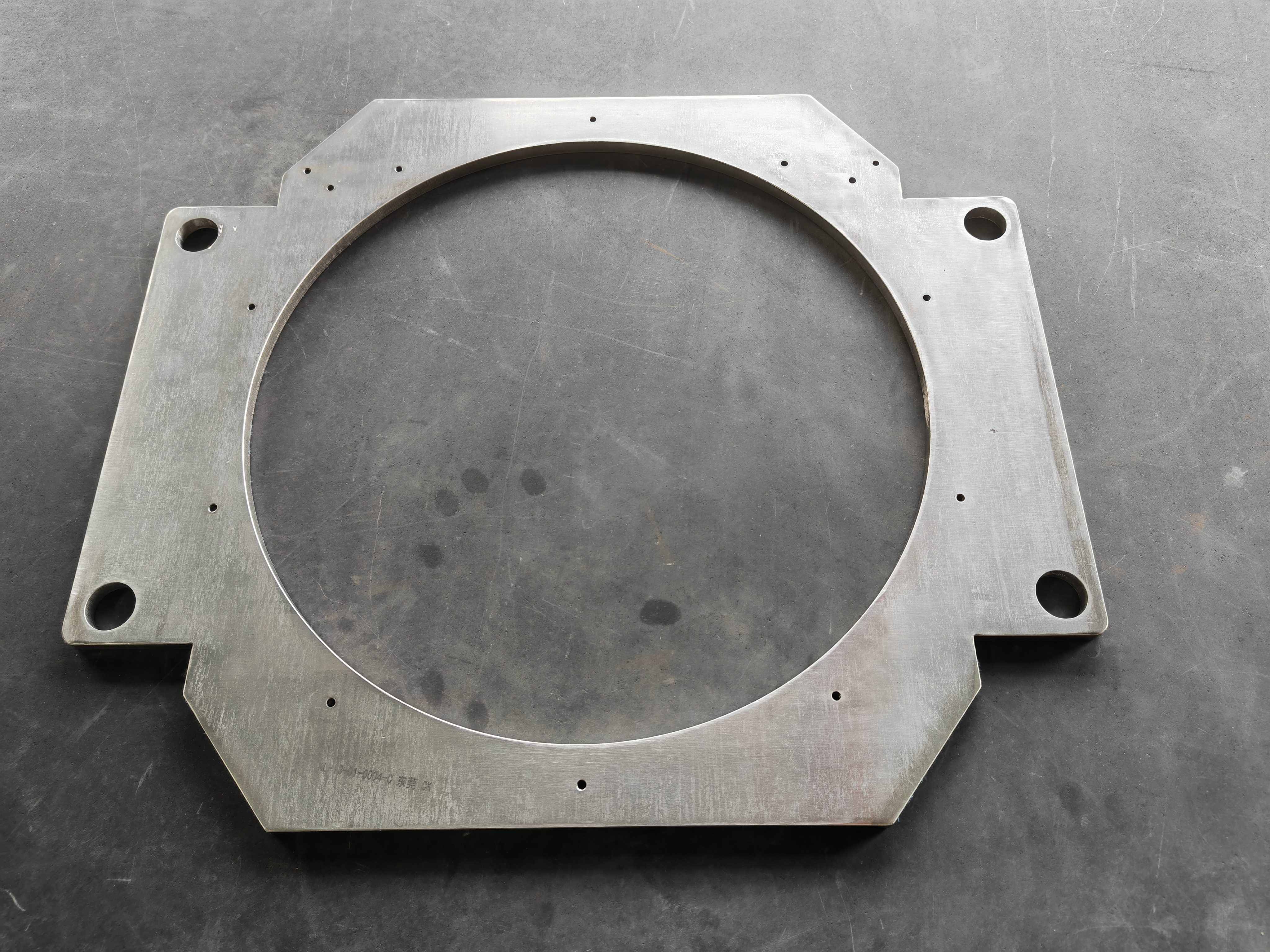 plate leveling machine