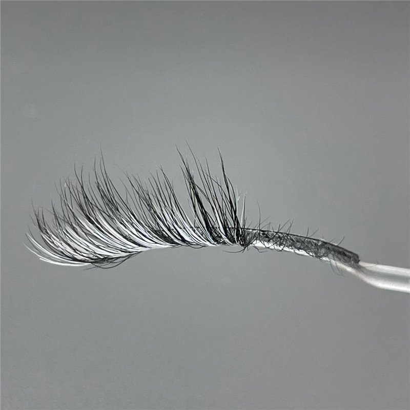 Colored Mink Cat Eye Eyelashes