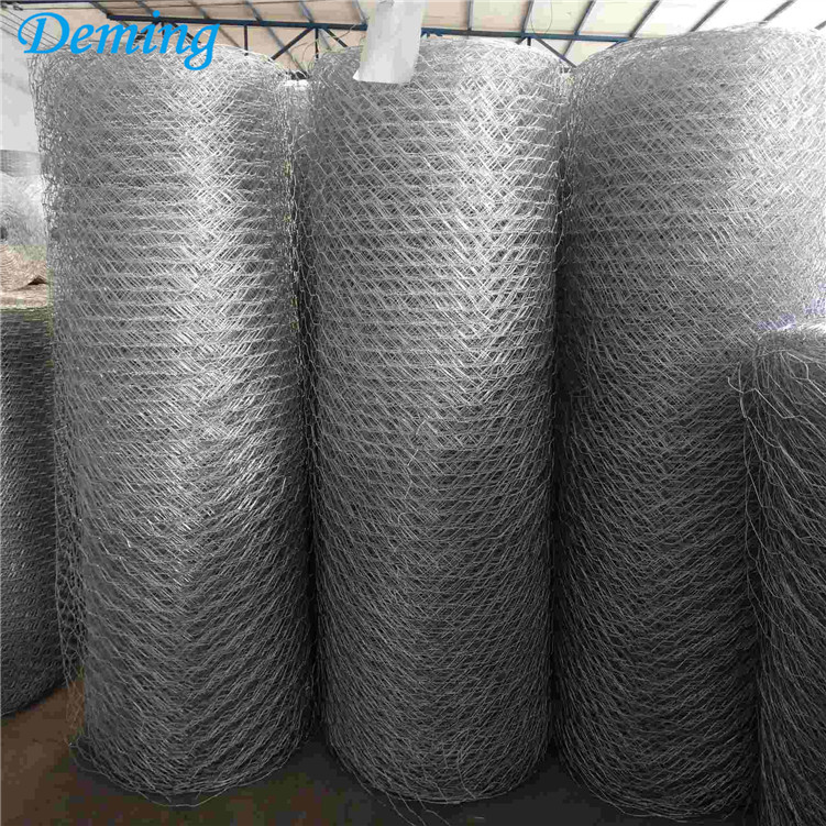 Hot Dipped Galvanized hexagonal chicken wire mesh fence