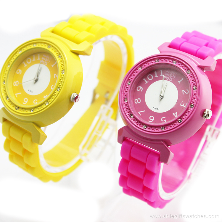 Fashion Young Lady Silicone Quartz Watch