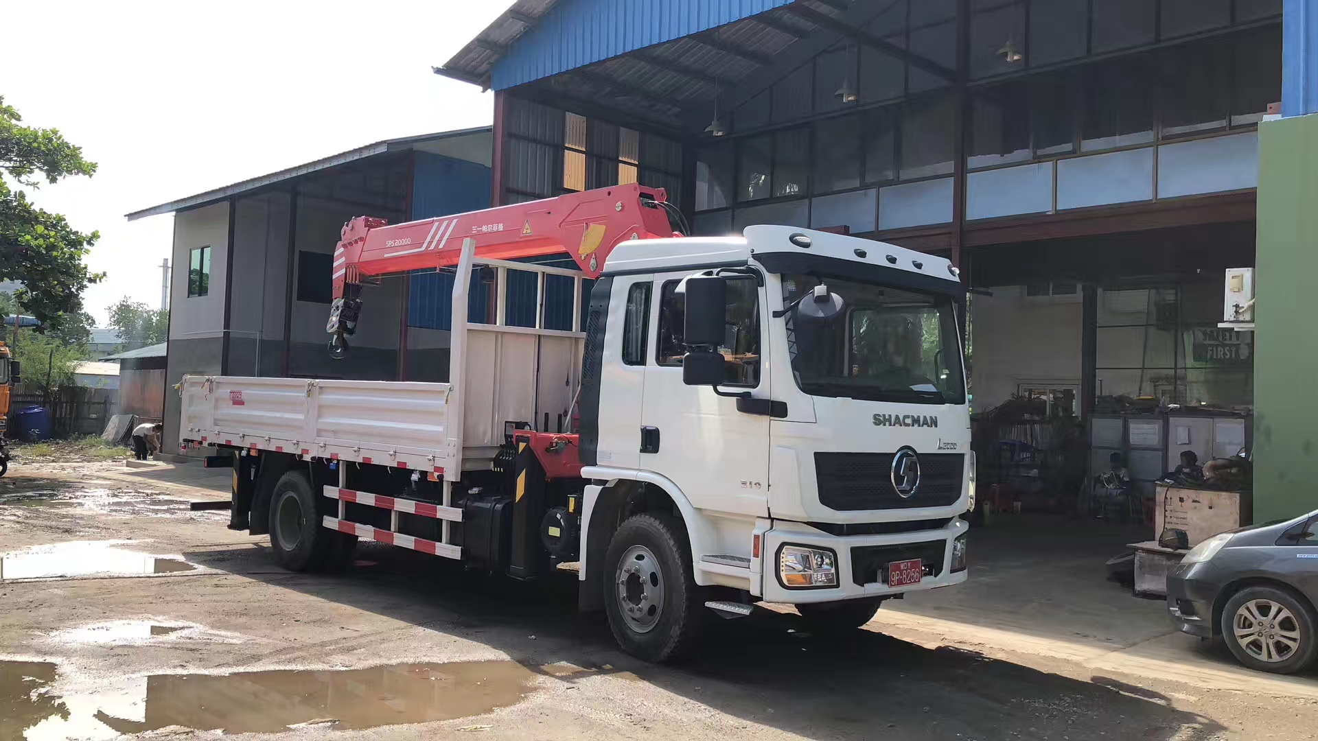 2 axles 190hp Shacman crane transport truck