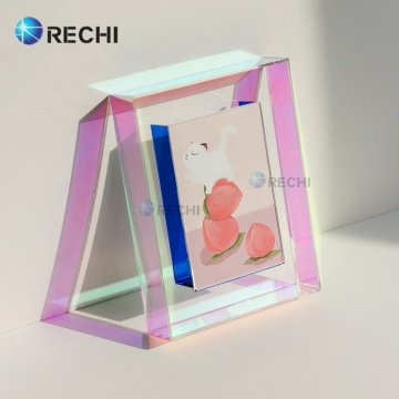 Customizable Acrylic Wall-Mounted Picture Frame for Home Décor: A Magnets-Included, Frameless Solution