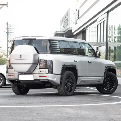 Byd Yangwang U8 SUV 4WD Hybrid Car