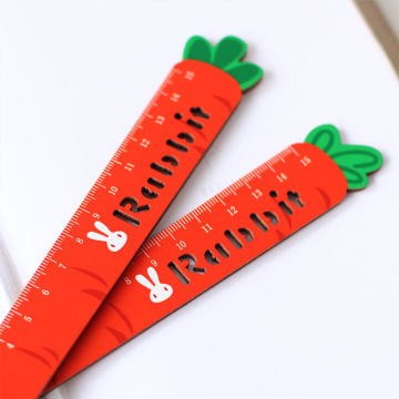 Kawaii Cartoon Carrot Shaped Wooden Ruler 15cm