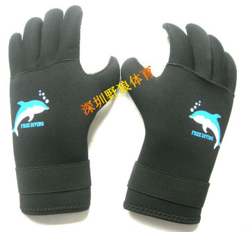 Adults Neoprene 5 Finger Gloves For Diving Used