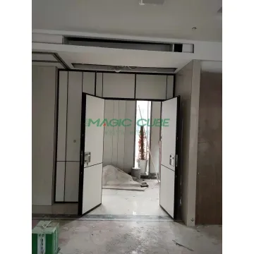 Acoustic partition wall movable panel