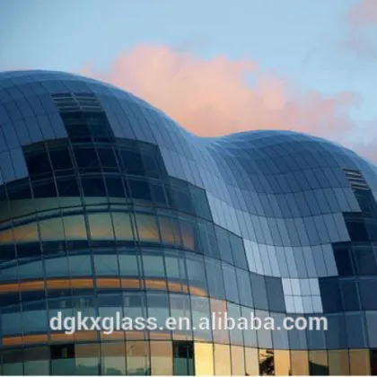 Hot bent/curved tempered glass in building glass